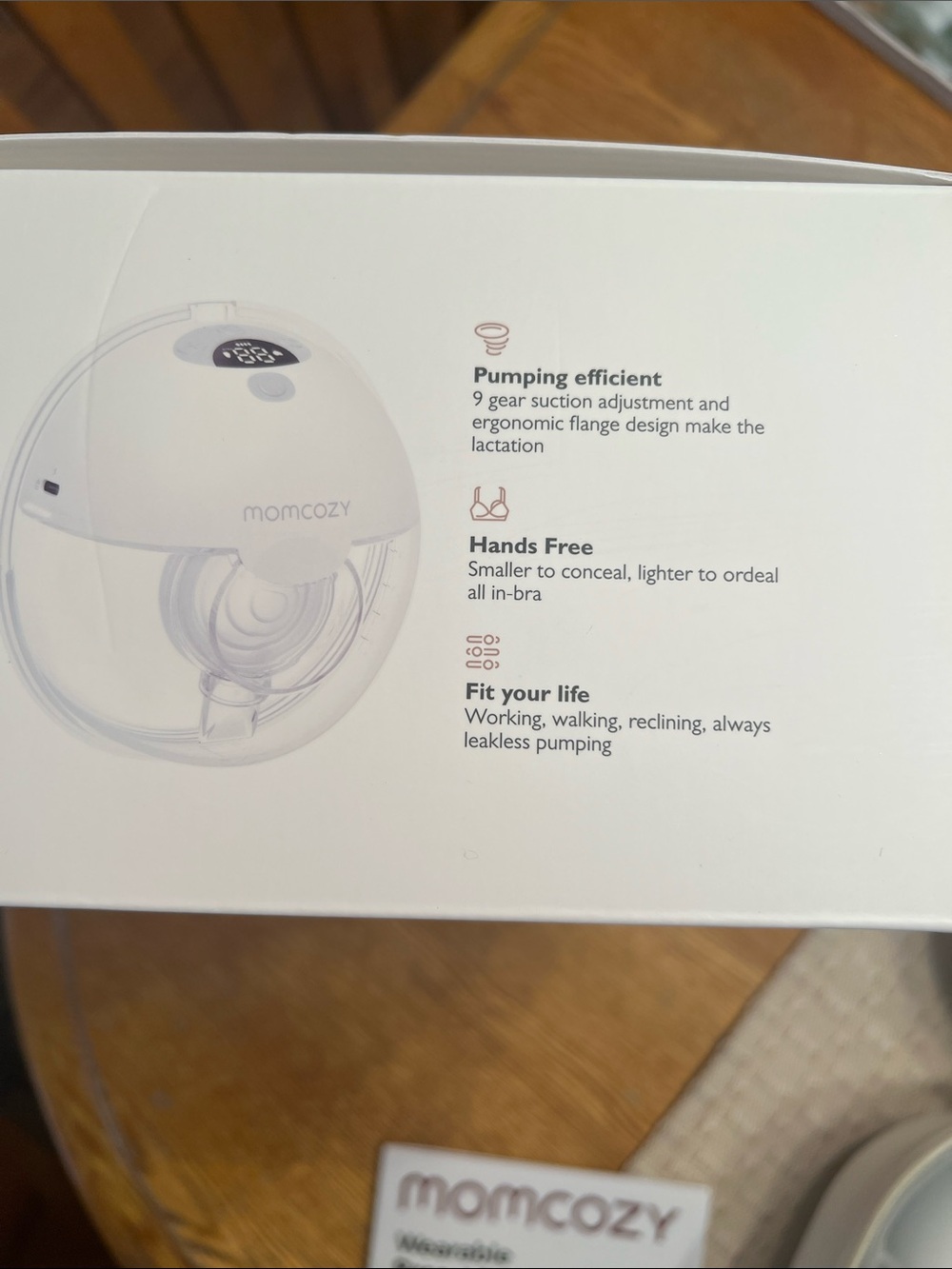 Momcozy hands free breast pump & parts - Picture 2 of 5